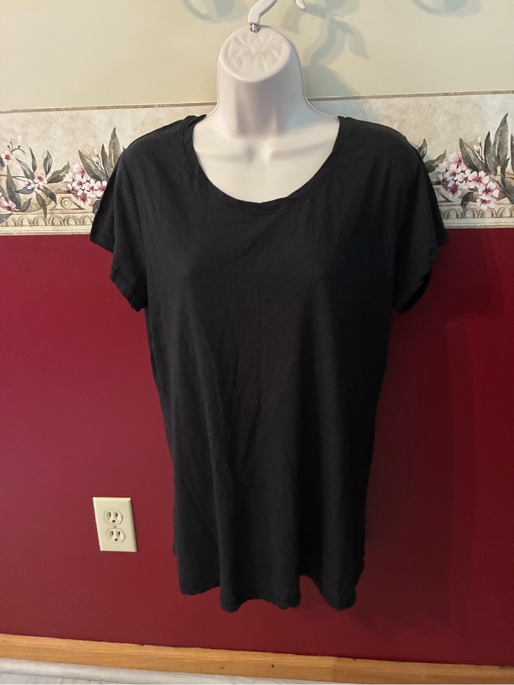 No Boundaries Black Short Sleeve Crewneck Tee